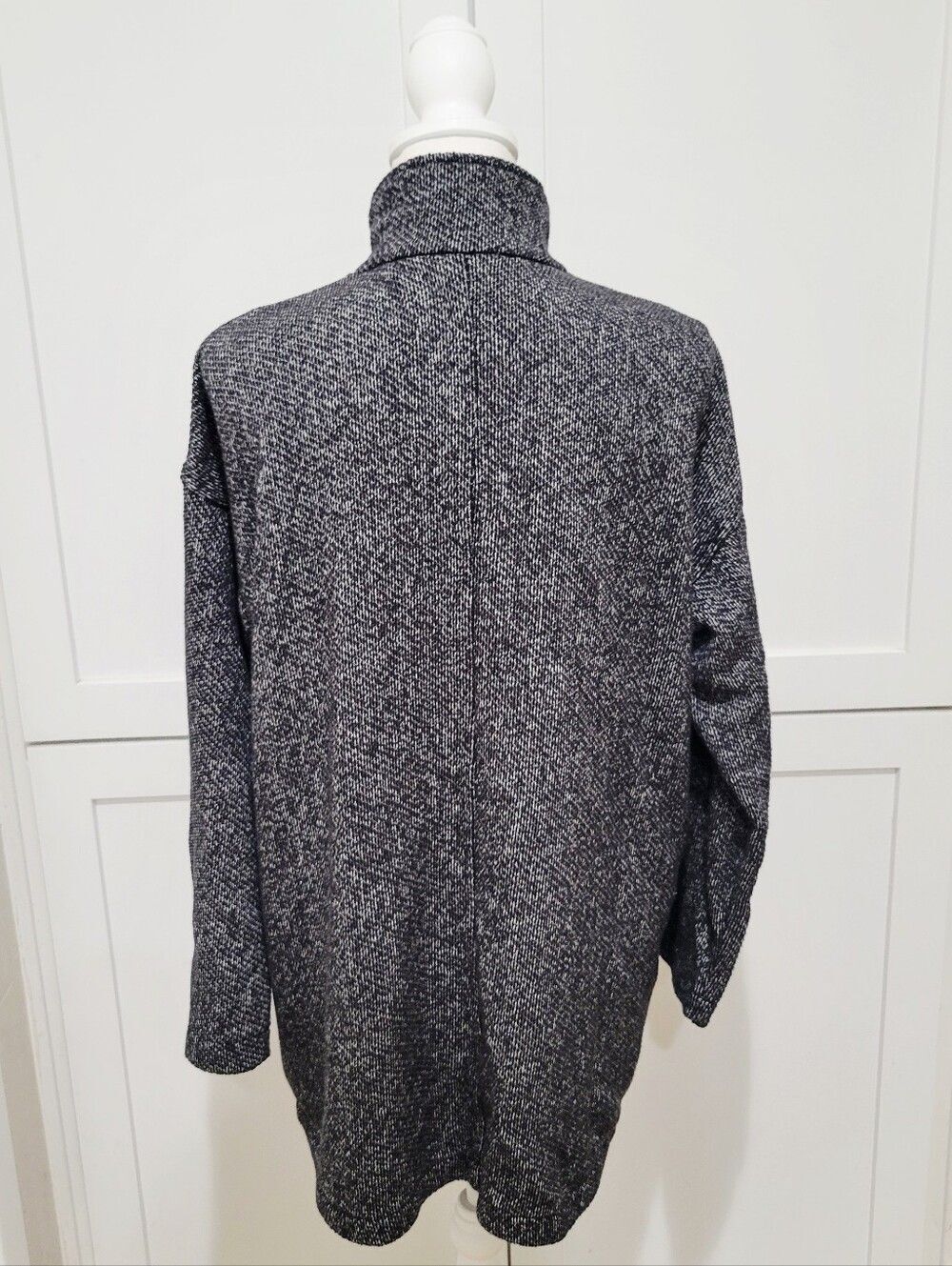 Eileen Fisher Charcoal High-Neck Knit Sweater Jacket Lightweight | Size S/P - Picture 4 of 8